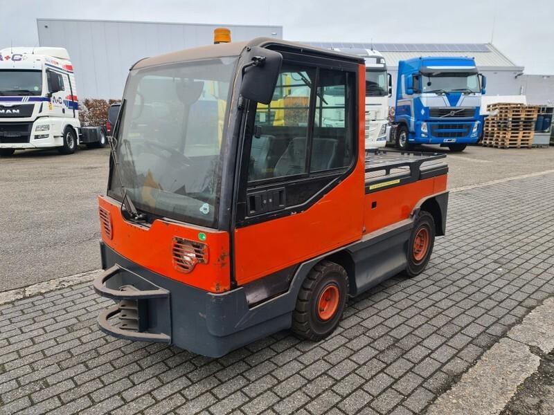 Tow tractor P / 250 P / 250- Photo 2