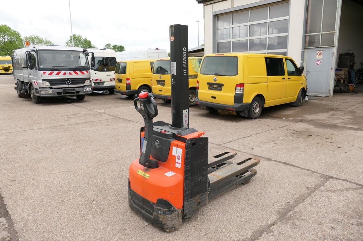 Pallet truck SWE 080L SWE 080L- Photo 3