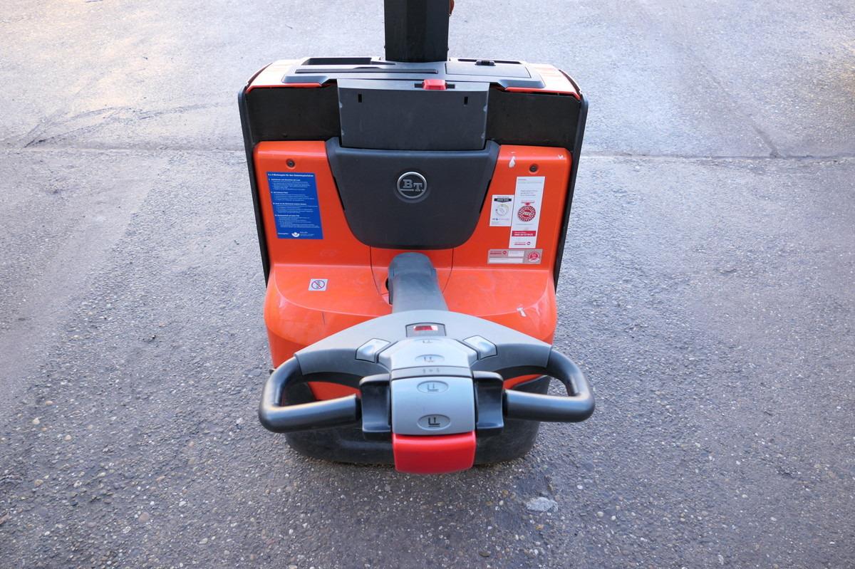 Pallet truck SWE 080L Batterie 32/2015 SWE 080L Batterie 32/2015- Photo 5