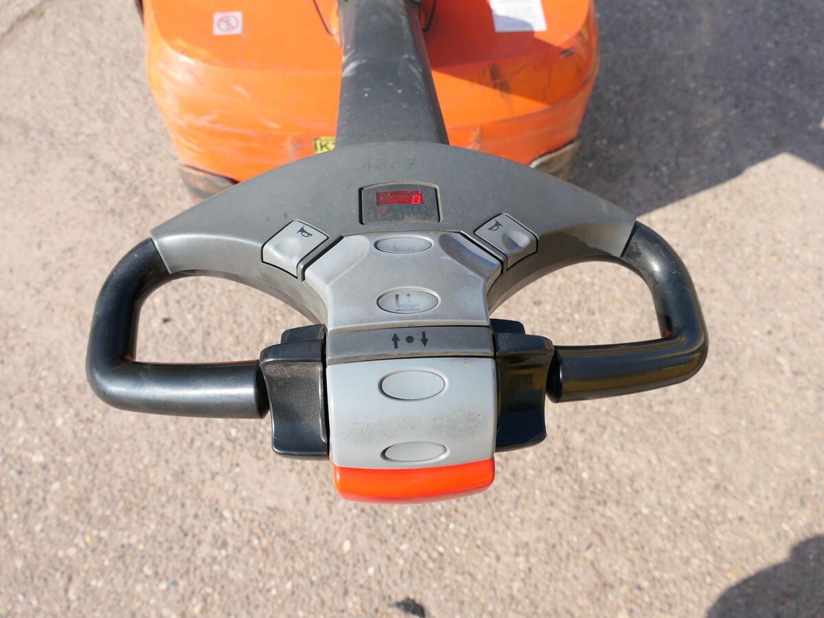 Pallet truck SWE 080L Batterie 32/2017 SWE 080L Batterie 32/2017- Photo 5