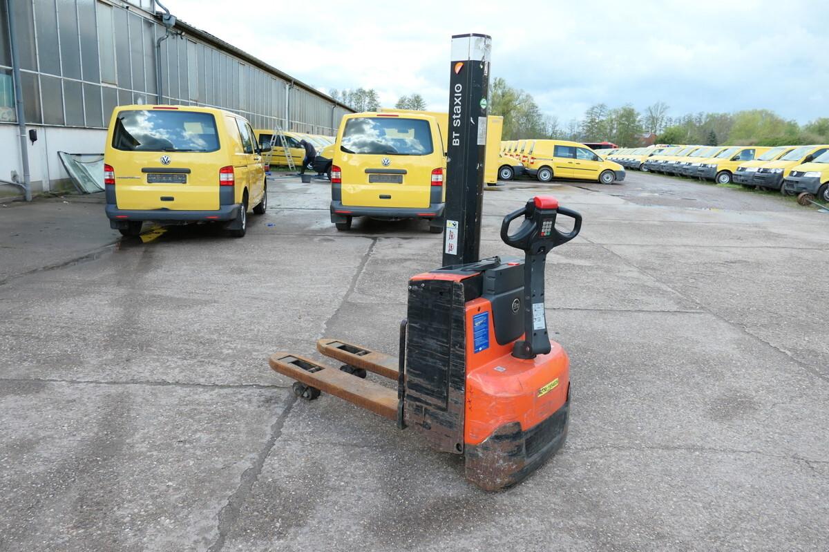 Pallet truck SWE 080L SWE 080L- Photo 4