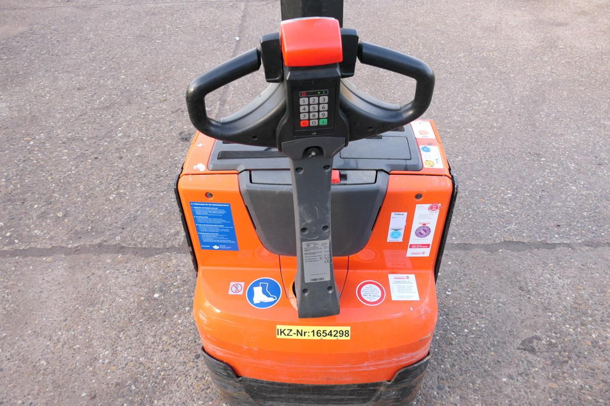 Pallet truck SWE 080L SWE 080L- Photo 5