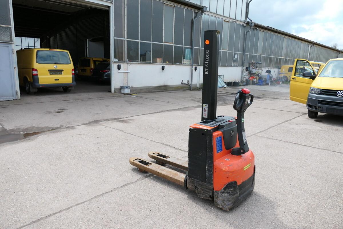 Pallet truck SWE 080L SWE 080L- Photo 4