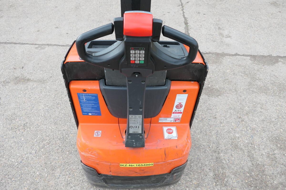 Pallet truck SWE 080L SWE 080L- Photo 5