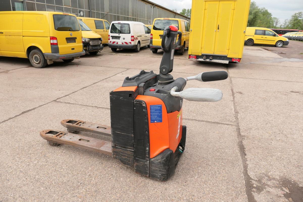 Pallet truck LPE 200 Batterie 49/2019 LPE 200 Batterie 49/2019- Photo 4