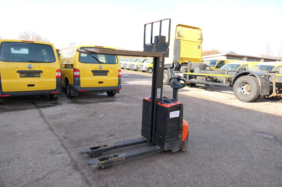 Pallet truck SWE 080L Batterie 17/2017 SWE 080L Batterie 17/2017- Photo 2