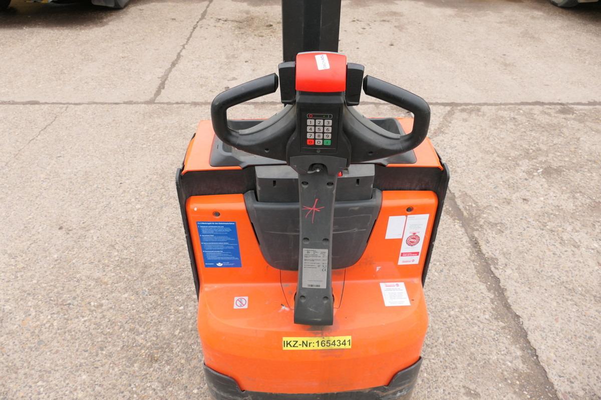 Pallet truck SWE 080L SWE 080L- Photo 5