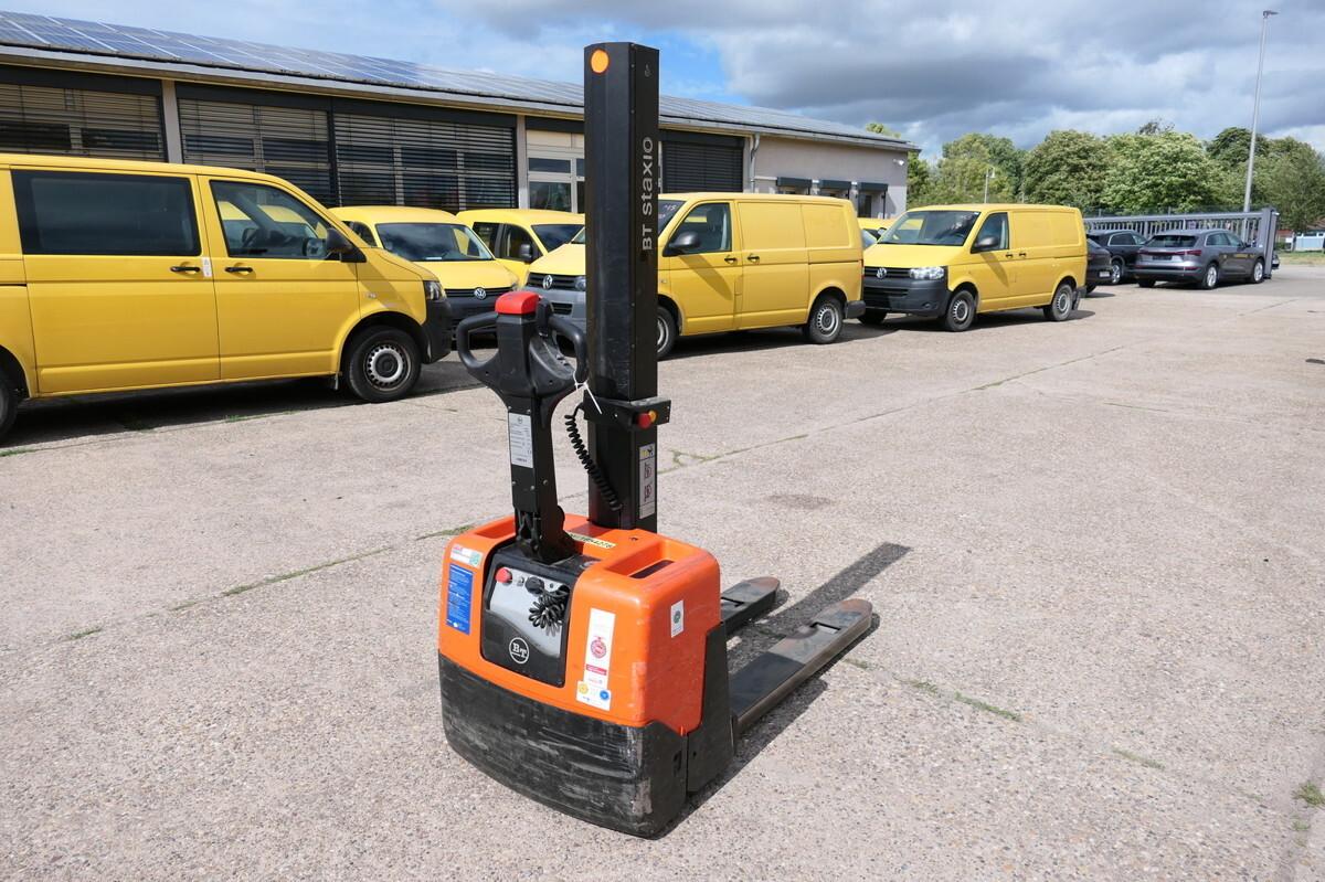 Pallet truck HWE 100 Elektro HWE 100 Elektro- Photo 2