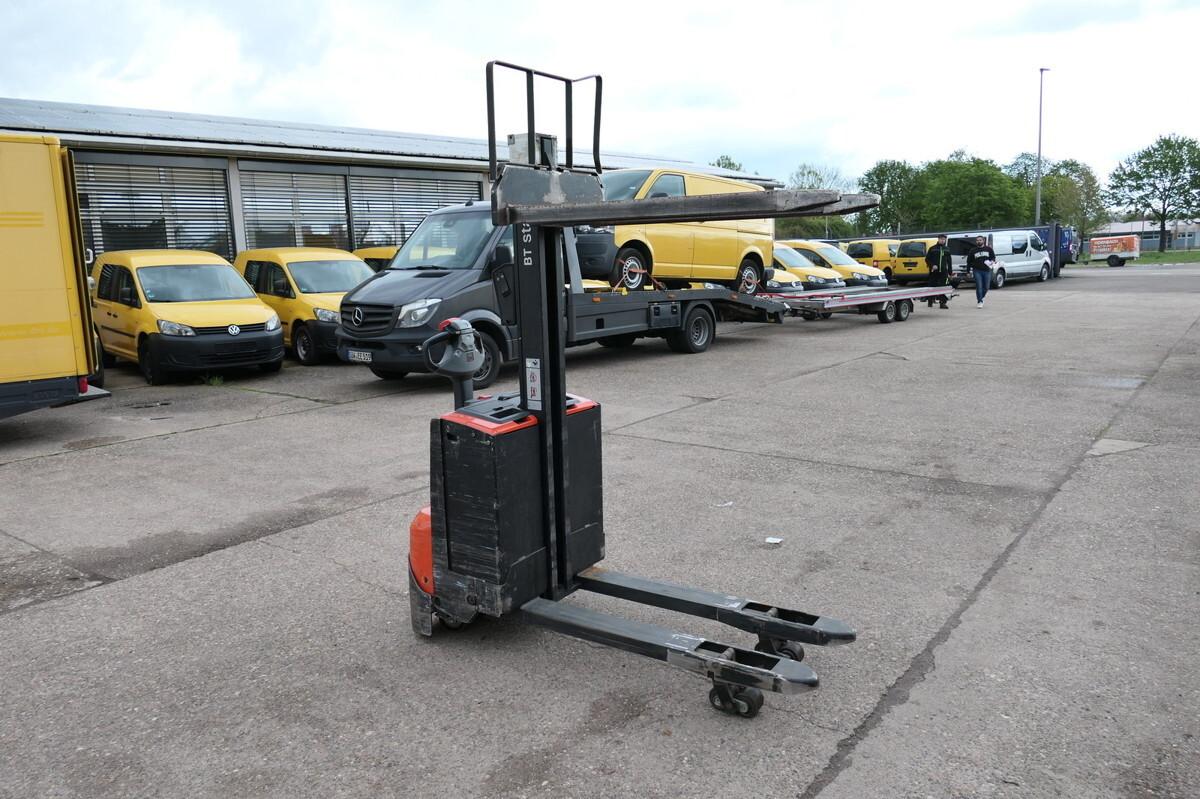 Pallet truck SWE 080L SWE 080L- Photo 2