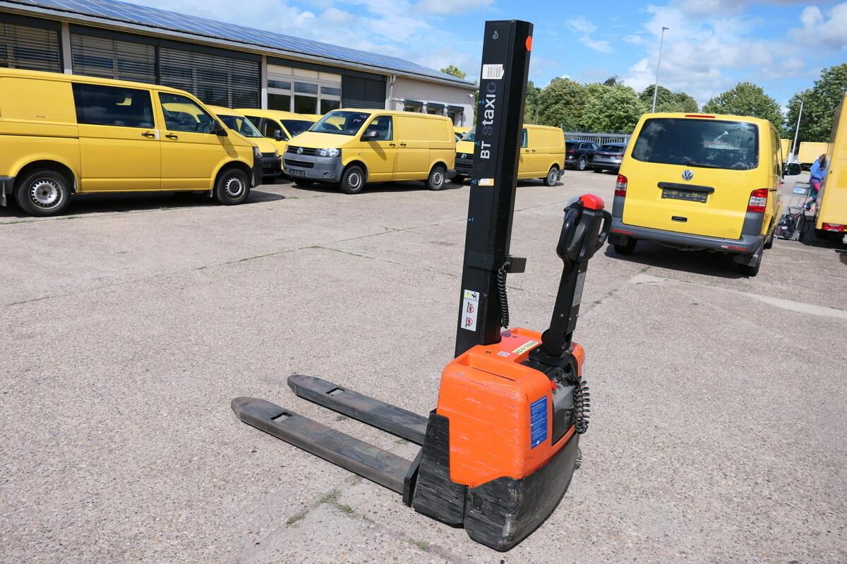 Pallet truck HWE 100 Elektro HWE 100 Elektro- Photo 2