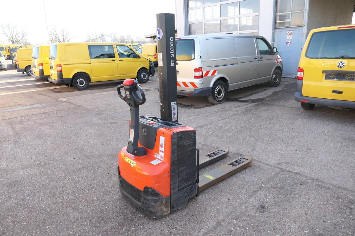 Pallet truck SWE 080L Batterie 17/2017 SWE 080L Batterie 17/2017- Photo 4