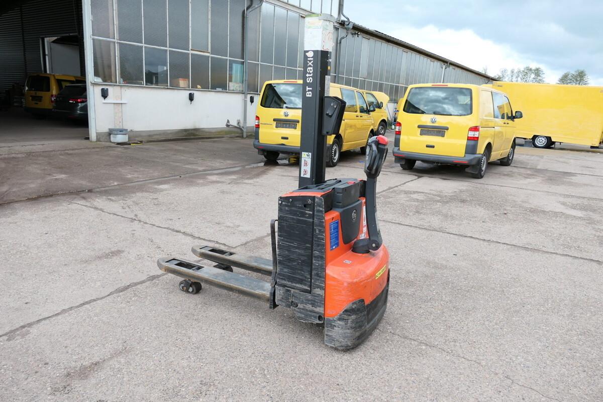 Pallet truck SWE 080L SWE 080L- Photo 4