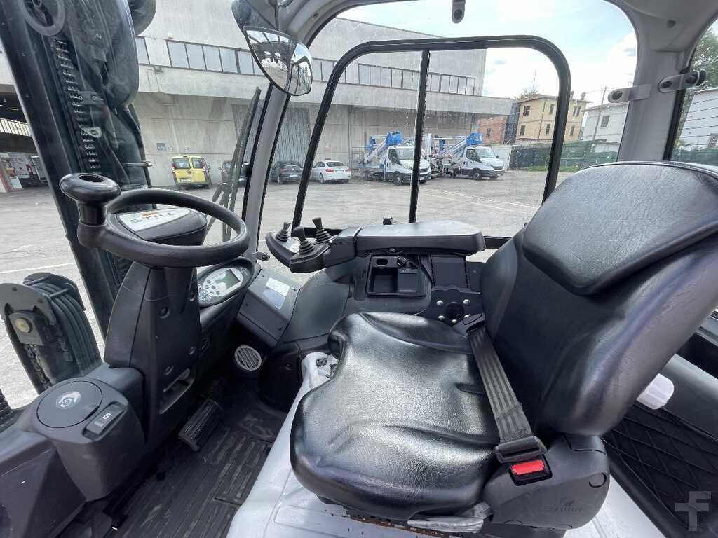 Electric forklift Still RX 60-30 L container Still RX 60-30 L container- Photo 4