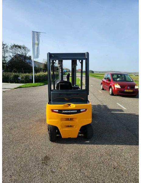 Electric forklift EFG 320 EFG 320- Photo 3