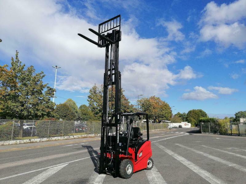 Electric forklift A4W25 A4W25- Photo 3