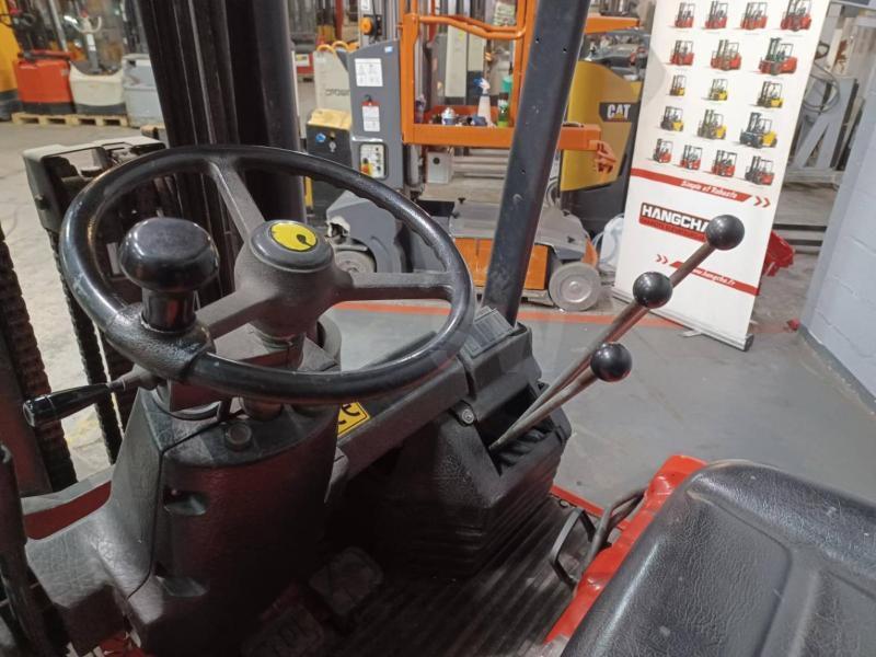 Electric forklift E25 E25- Photo 7