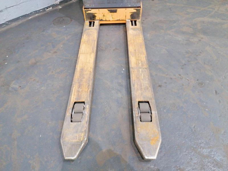 Pallet truck 330K 330K- Photo 8