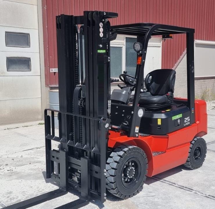 Electric forklift EFL-252 EFL-252- Photo 2