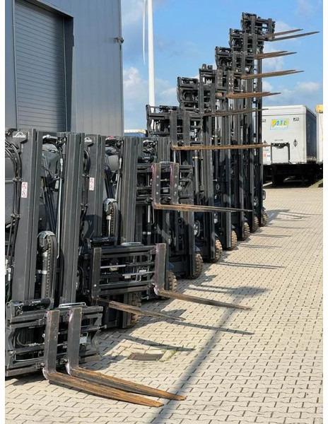 Wózek widłowy elektryczny E16 E16P-02, TRIPLEXMAST, AUTOMATISCHE GABELVERSTELLUNG, SEITENVERSCHIEBUNG, 4x vorhanden E16 E16P-02, TRIPLEXMAST, AUTOMATISCHE GABELVERSTELLUNG, SEITENVERSCHIEBUNG, 4x vorhanden- Photo 10