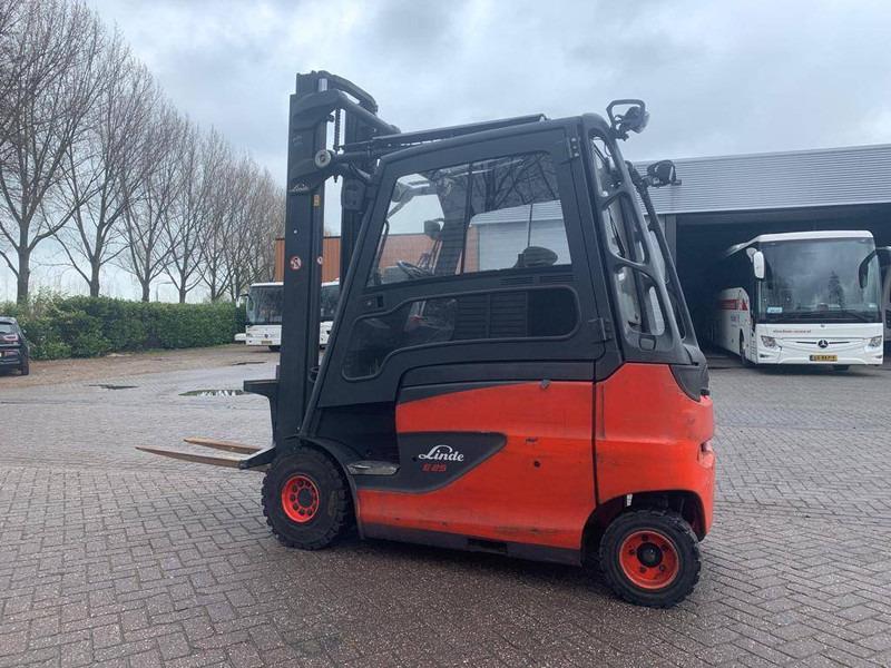 Electric forklift E25 E25- Photo 5