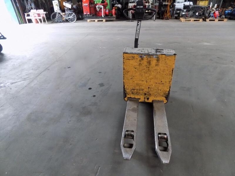 Electric forklift accu accu- Photo 2