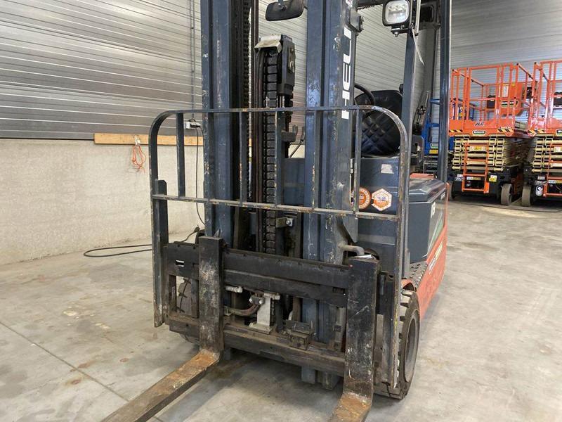 Electric forklift Heftruck CPD18S Heftruck CPD18S- Photo 9