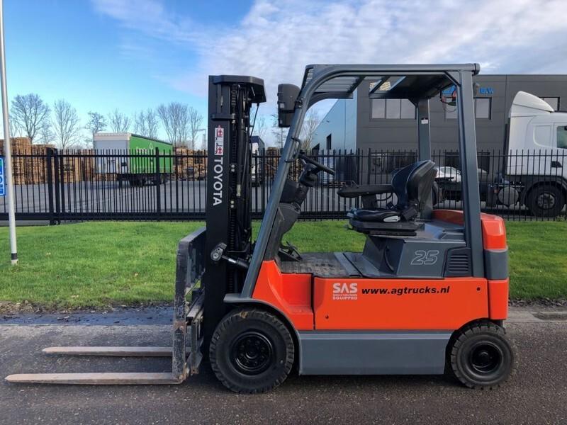 Electric forklift 7FBMF25 7FBMF25- Photo 2