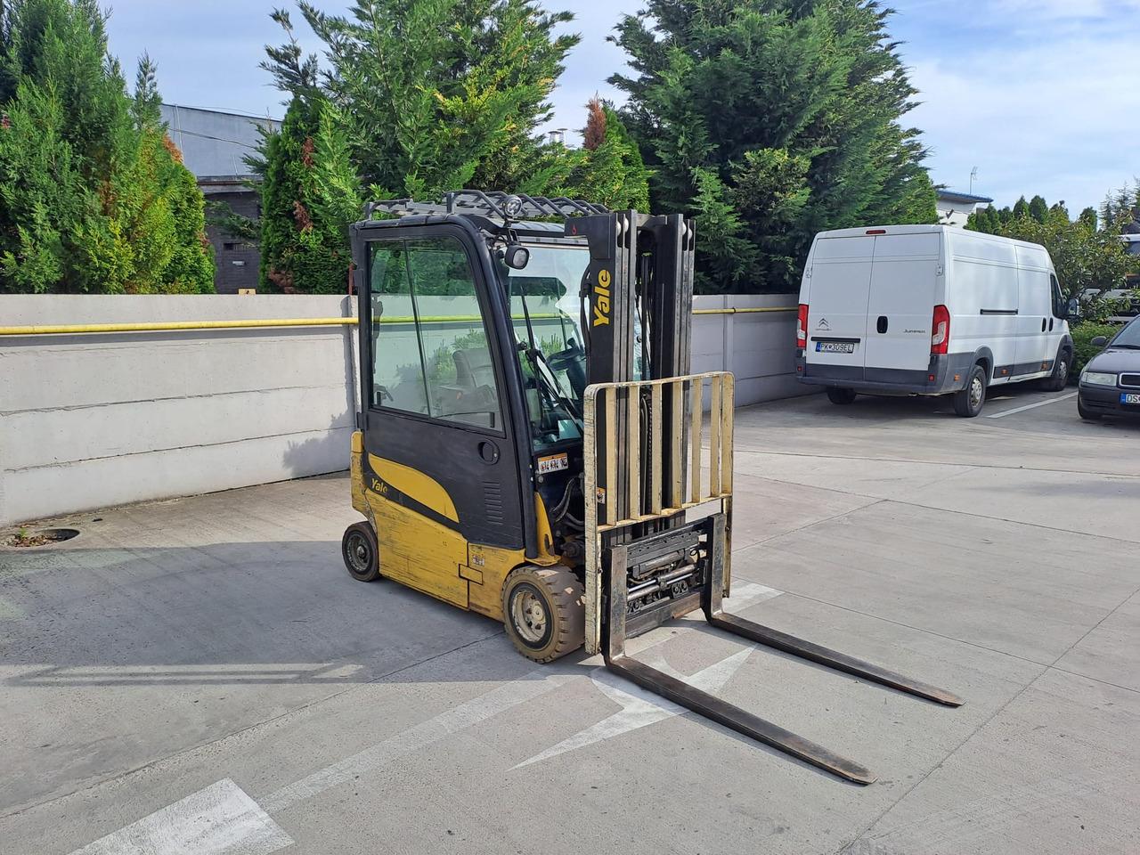 Electric forklift Yale ERP20VF Yale ERP20VF- Photo 4