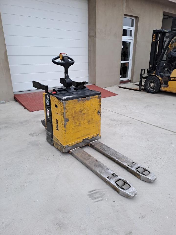 Pallet truck Yale MP20XFBW Yale MP20XFBW- Photo 4