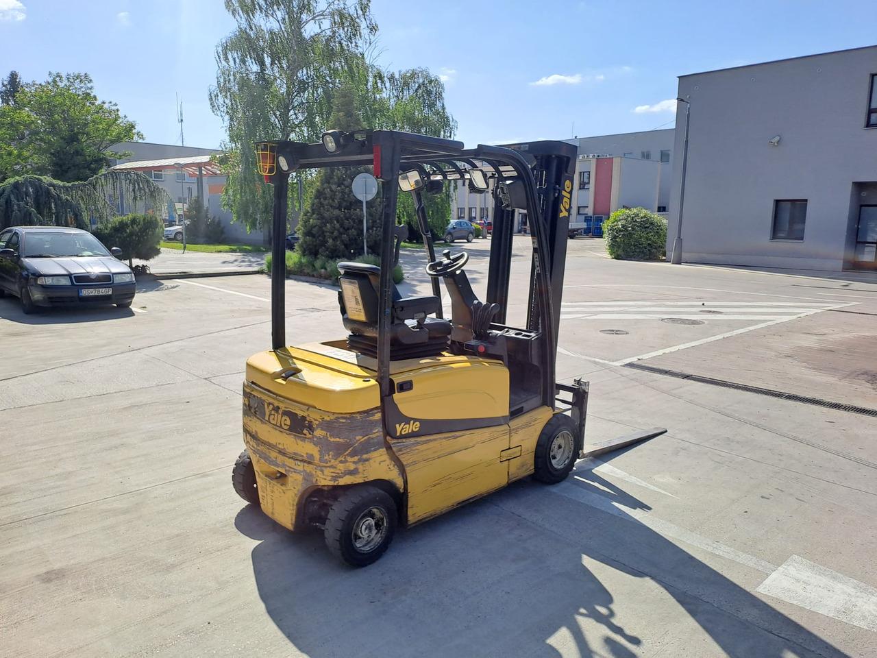 Electric forklift Yale ERP20VF Yale ERP20VF- Photo 3