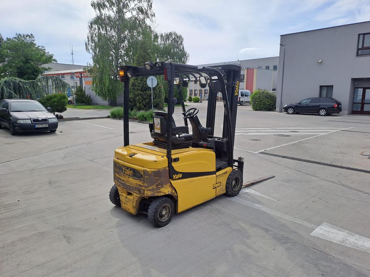 Electric forklift Yale ERP20VF Yale ERP20VF- Photo 3