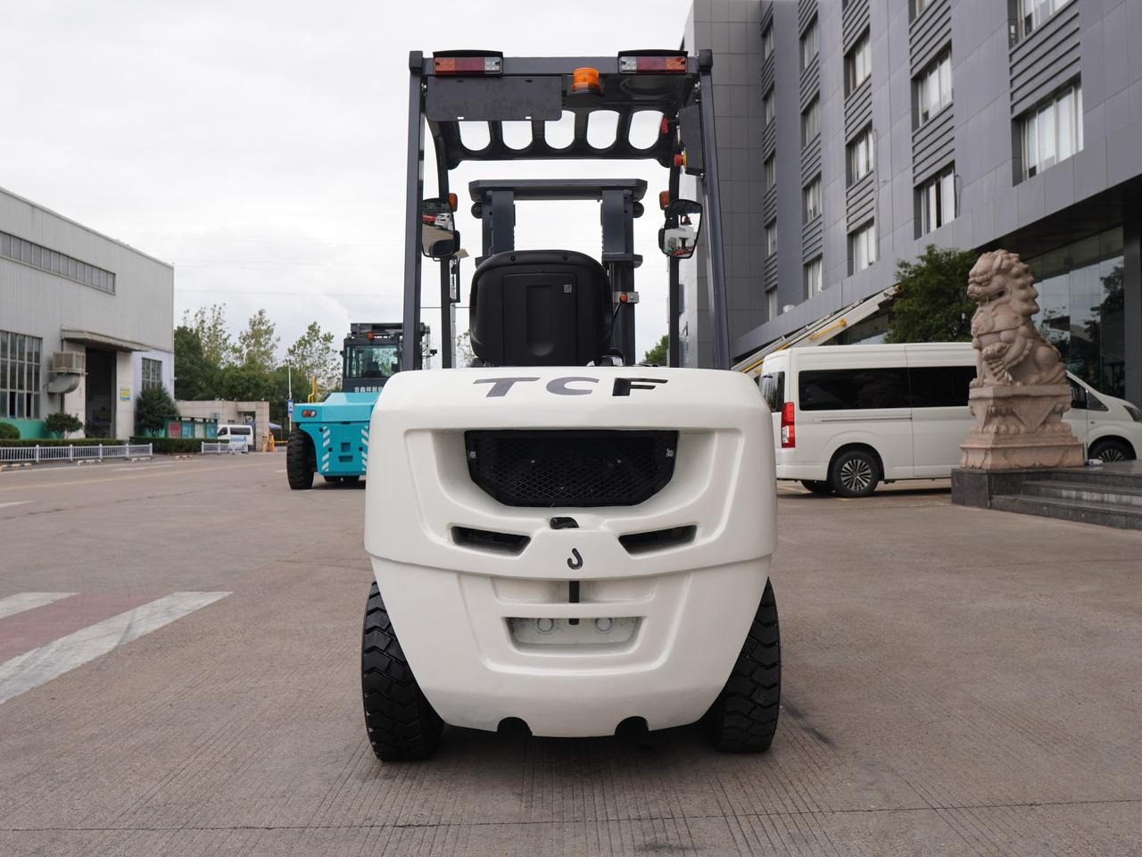 Electric forklift P30H 309V Electric forklift | 8 y battery warranty P30H 309V Electric forklift | 8 y battery warranty- Photo 4