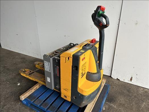 Pallet truck EJE116 Electric pallet truck EJE116 Electric pallet truck- Photo 2