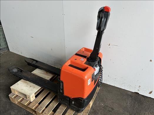 Niederhubwagen LWE130 Powered pallet truck LWE130 Powered pallet truck- Photo 3