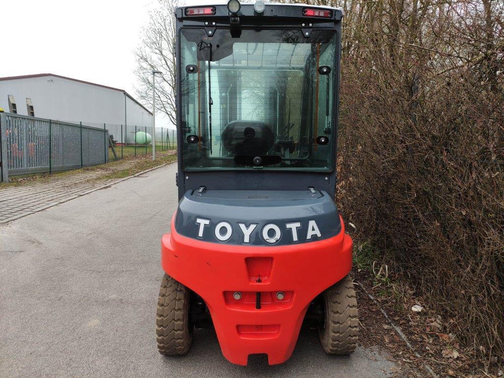 Forklift 8FBMT50 8FBMT50- Photo 4