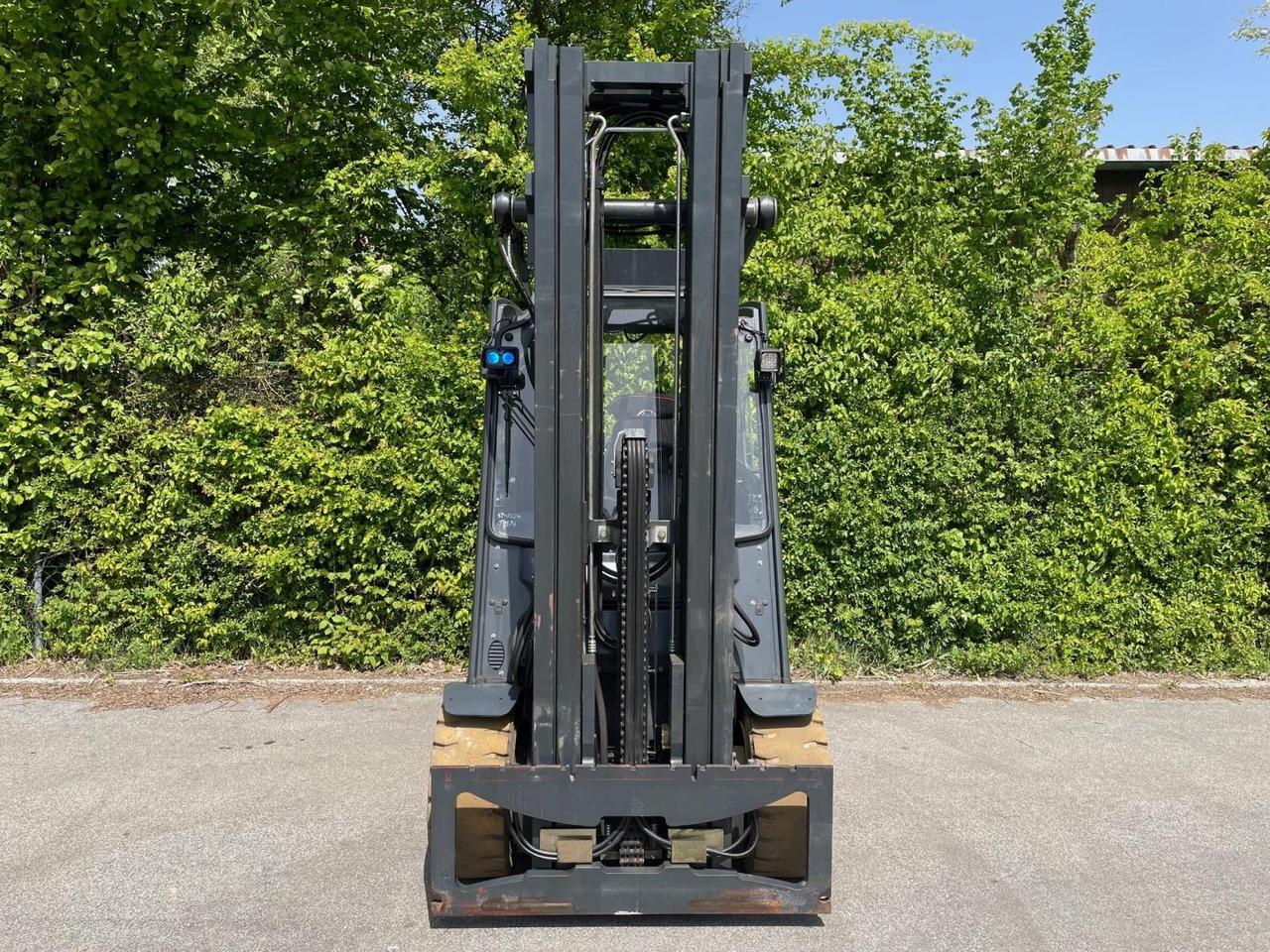 Forklift E50HL-01-388 E50HL-01-388- Photo 3