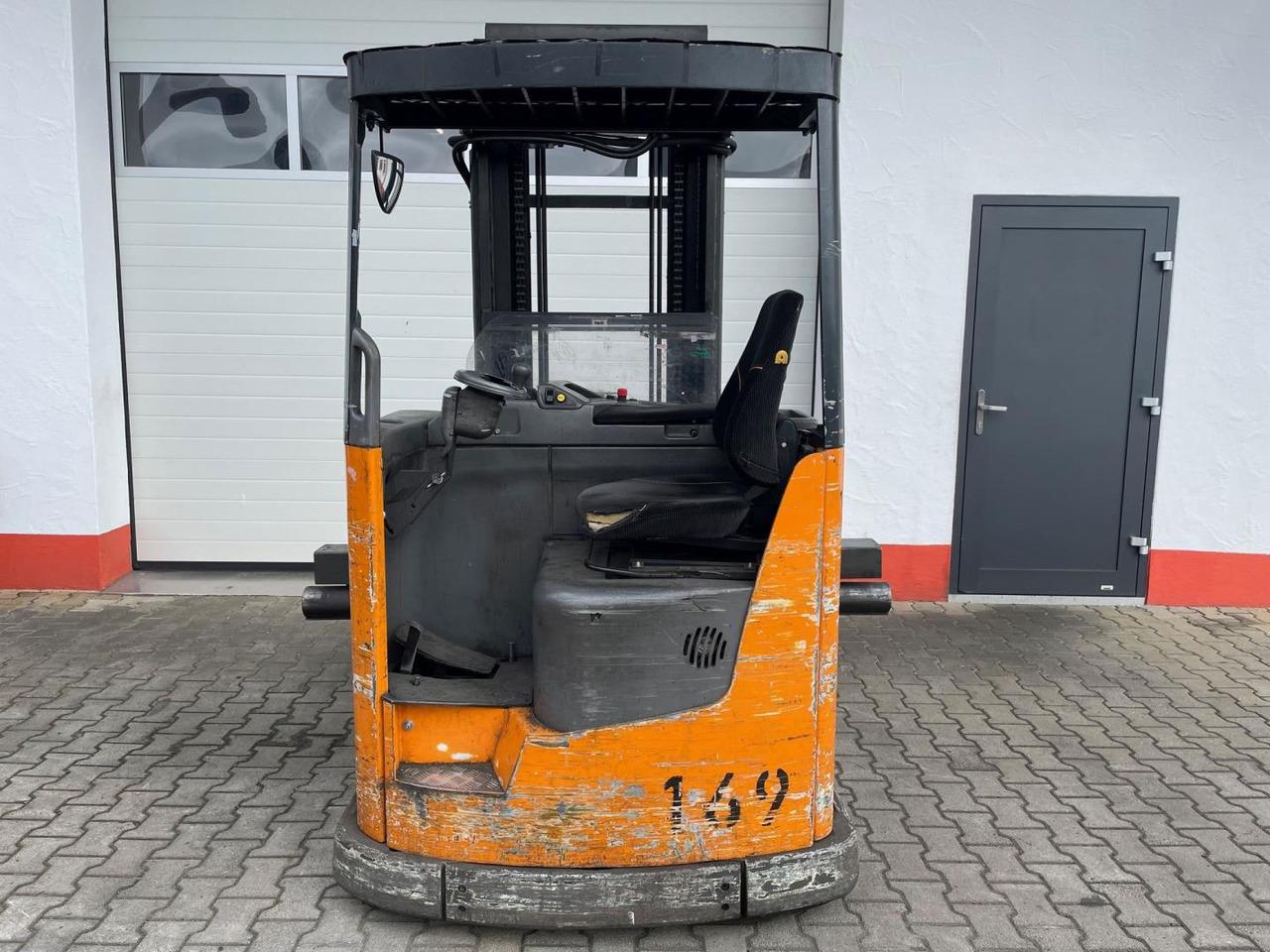 Reach truck UFS250 TFVE480 UFS250 TFVE480- Photo 4