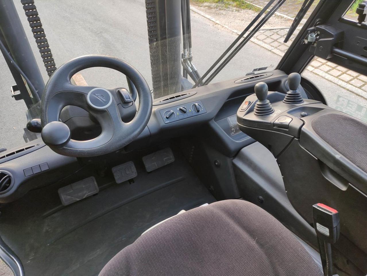 Forklift E60-01-1279 E60-01-1279- Photo 5