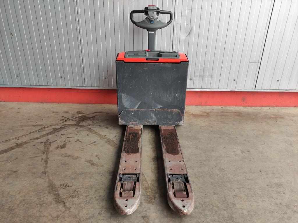 Pallet truck LWE200 LWE200- Photo 3