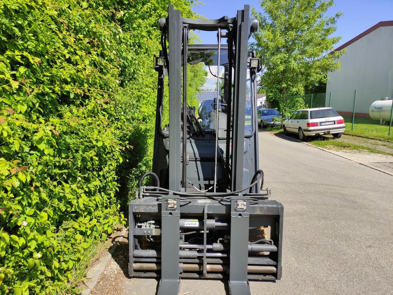 Forklift E30HL-01/600-387 E30HL-01/600-387- Photo 3