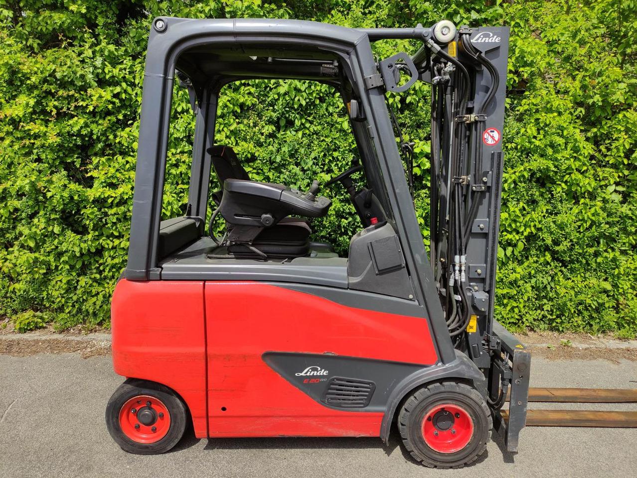 Forklift E20-PH-02 E20-PH-02- Photo 2