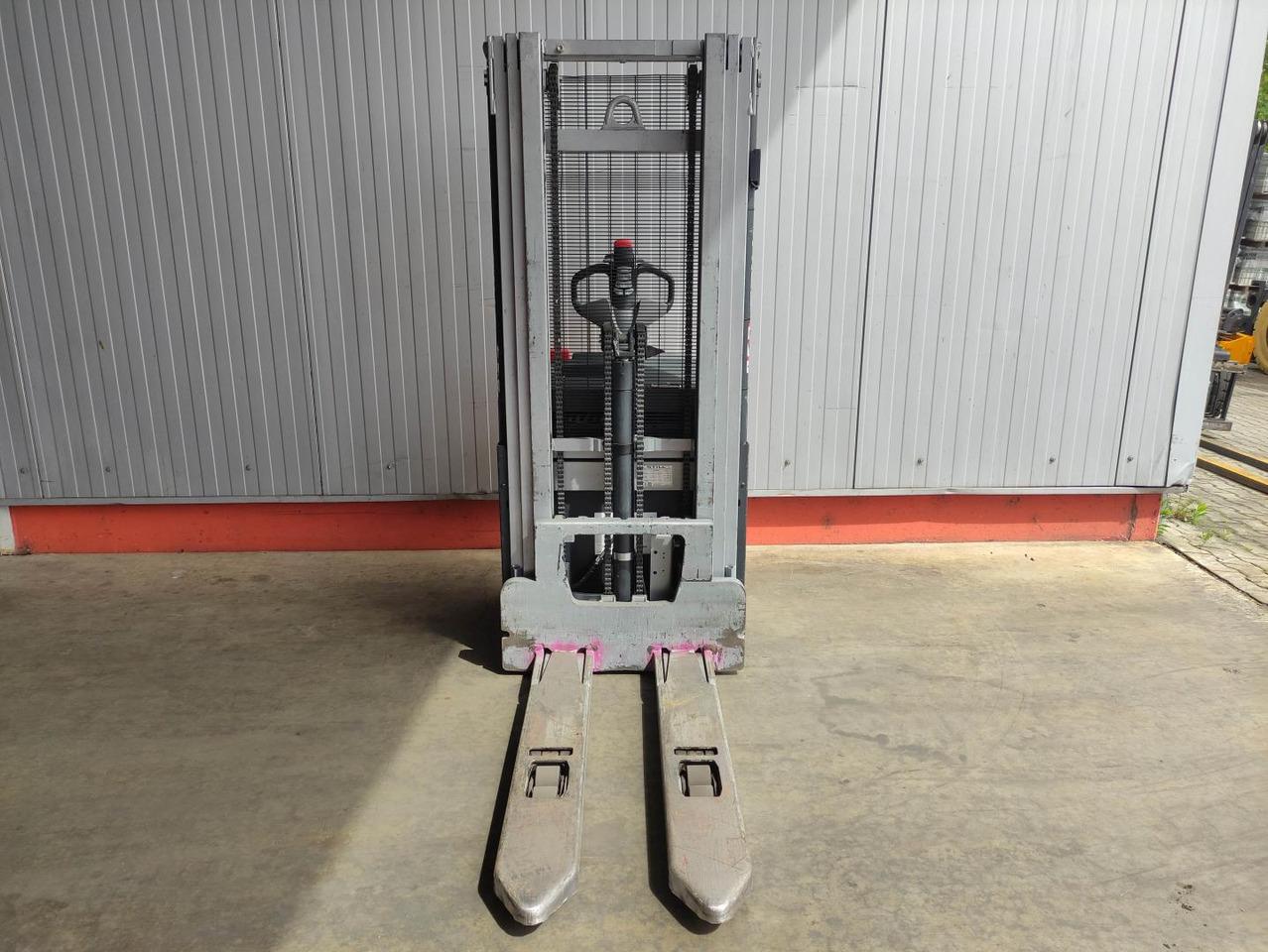 Stacker EXV16i EXV16i- Photo 3