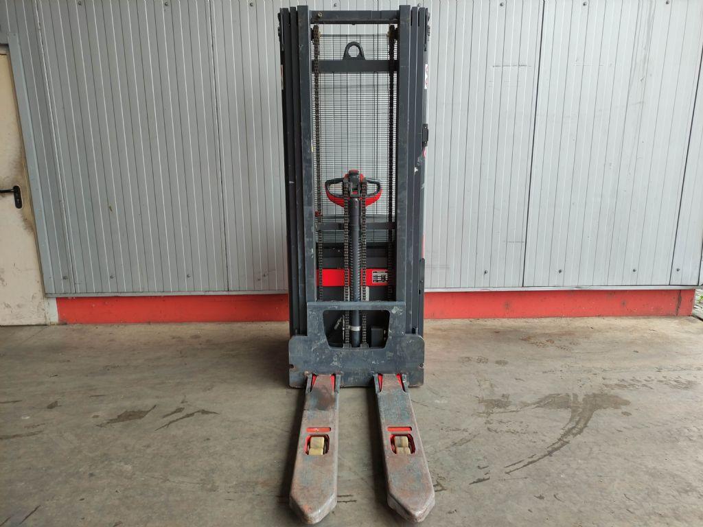 Stacker L16-1173 L16-1173- Photo 3