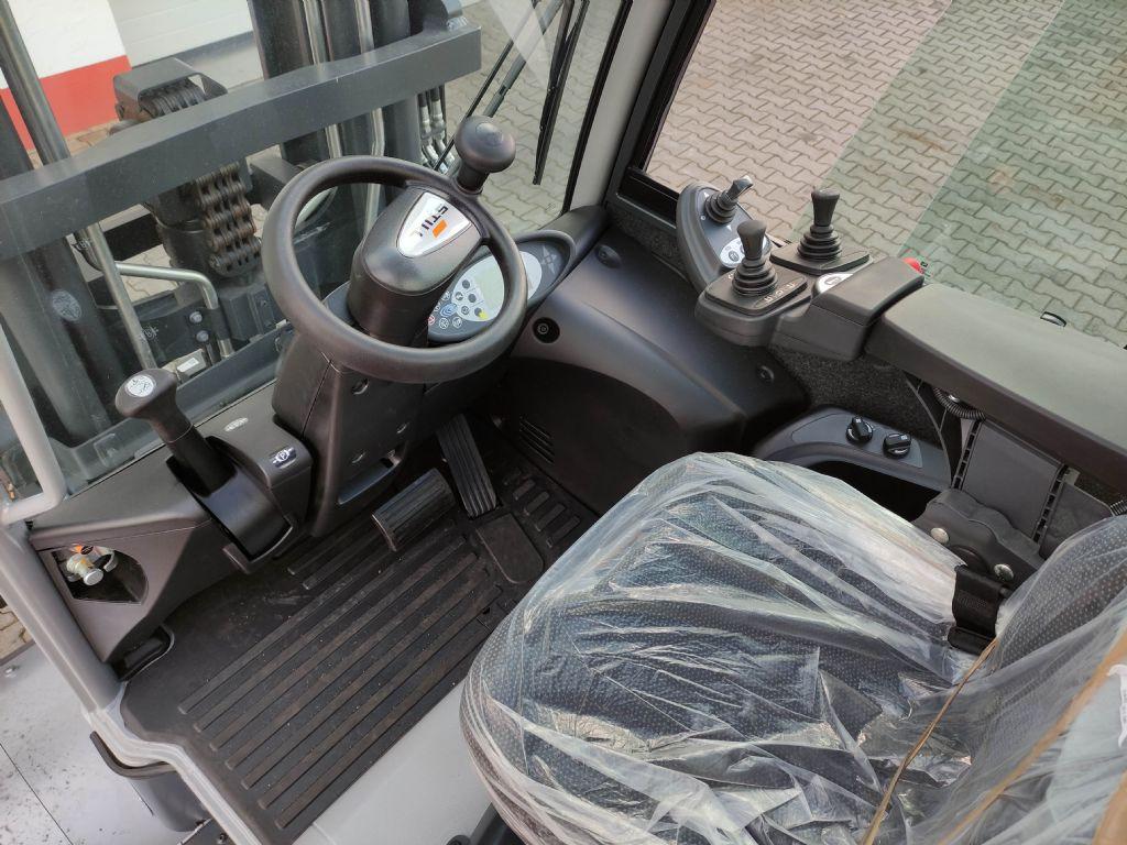 Forklift RX60-80/900 RX60-80/900- Photo 5