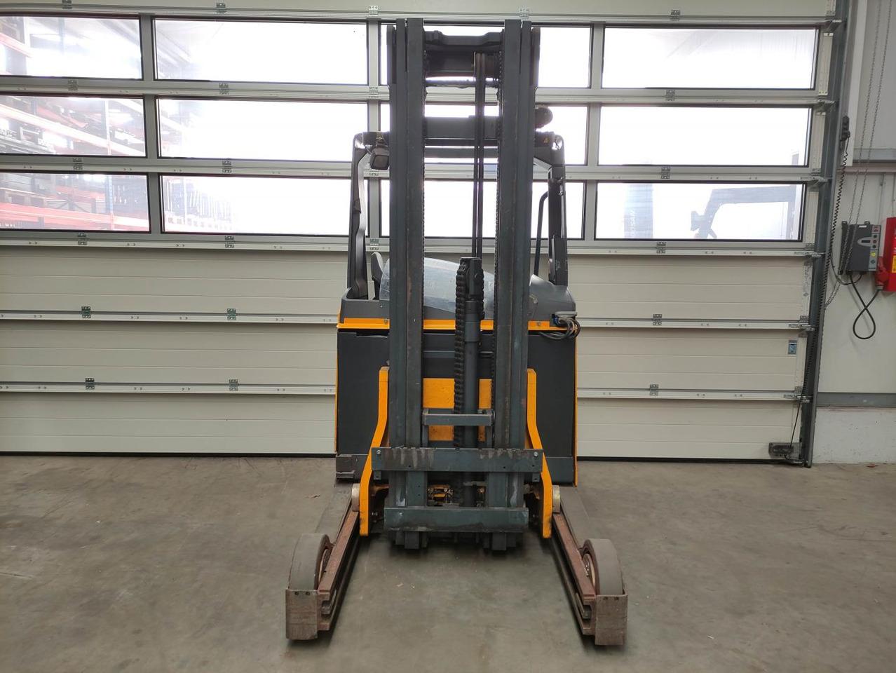 Reach truck ETV320 ETV320- Photo 3