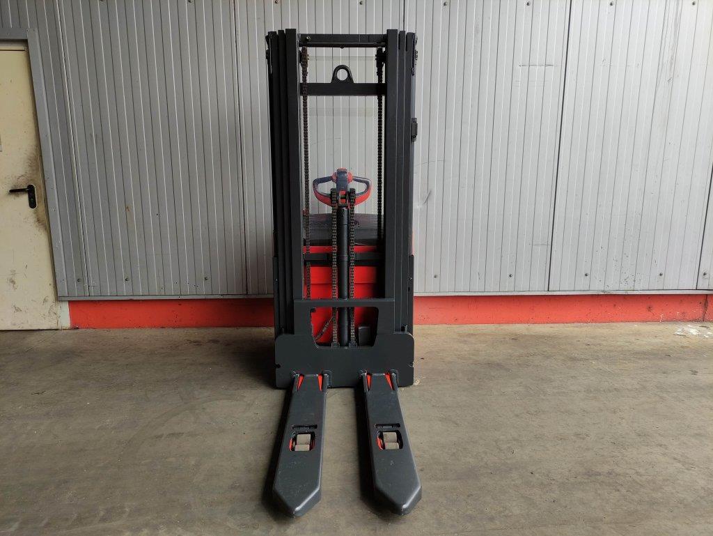 Stacker L16i-1173 L16i-1173- Photo 2