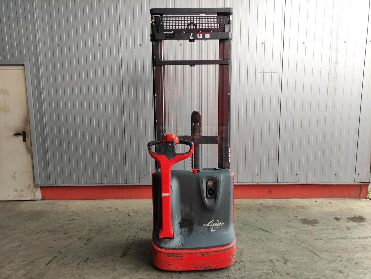 Stacker L12 L12- Photo 4