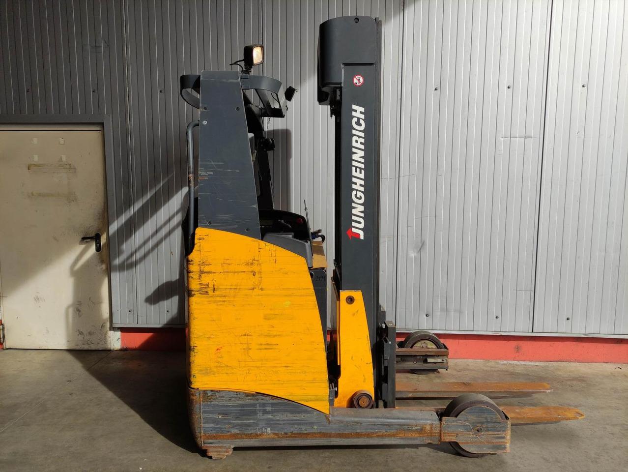 Reach truck ETV320 ETV320- Photo 2