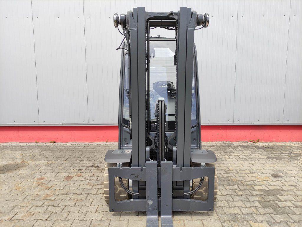 Forklift E35L-01-1252 *Batterie NEU* E35L-01-1252 *Batterie NEU*- Photo 4