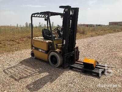 Electric forklift EP30KPAC (Inoperable) EP30KPAC (Inoperable)- Photo 4